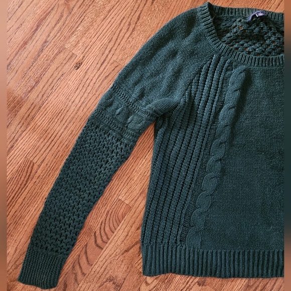 American Eagle knit sweater - Picture 3 of 7